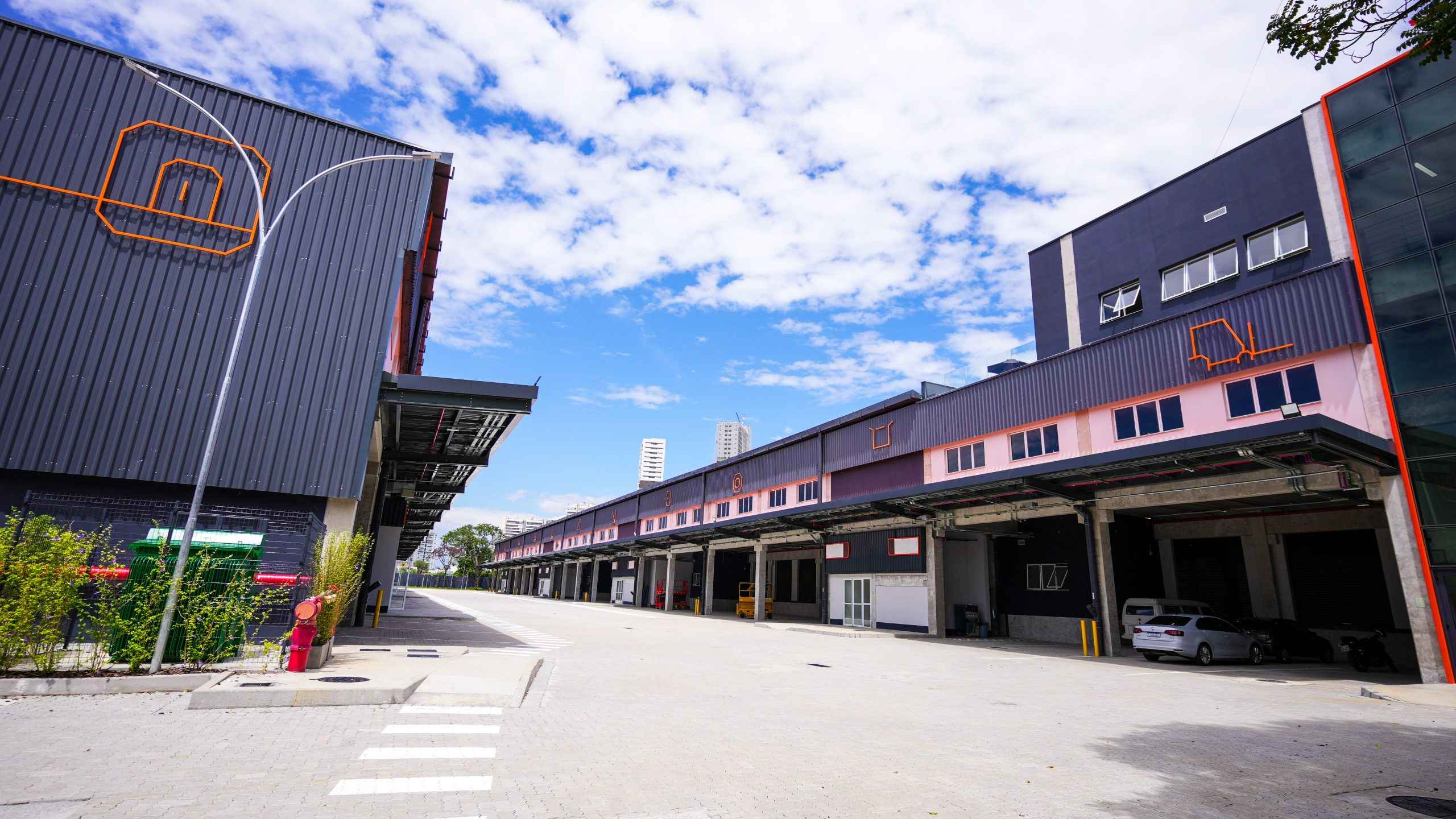 Centro de Distribuição: veja na prática o que é e como funcionaCentro de Distribuição: veja na prática o que é e como funciona
